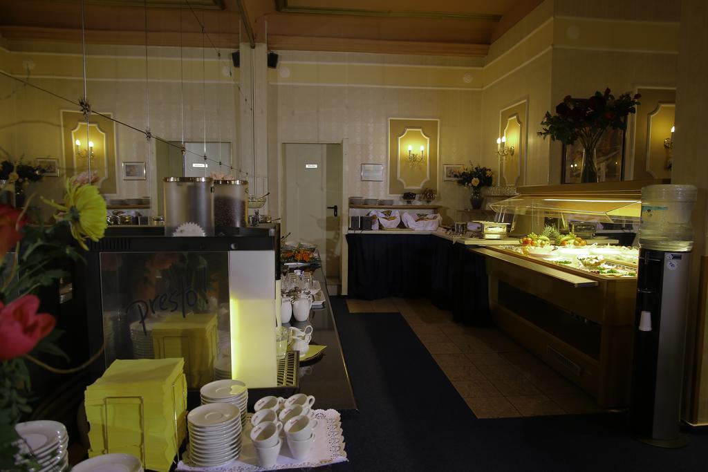 Hotel Koenigshof Mayence Extérieur photo