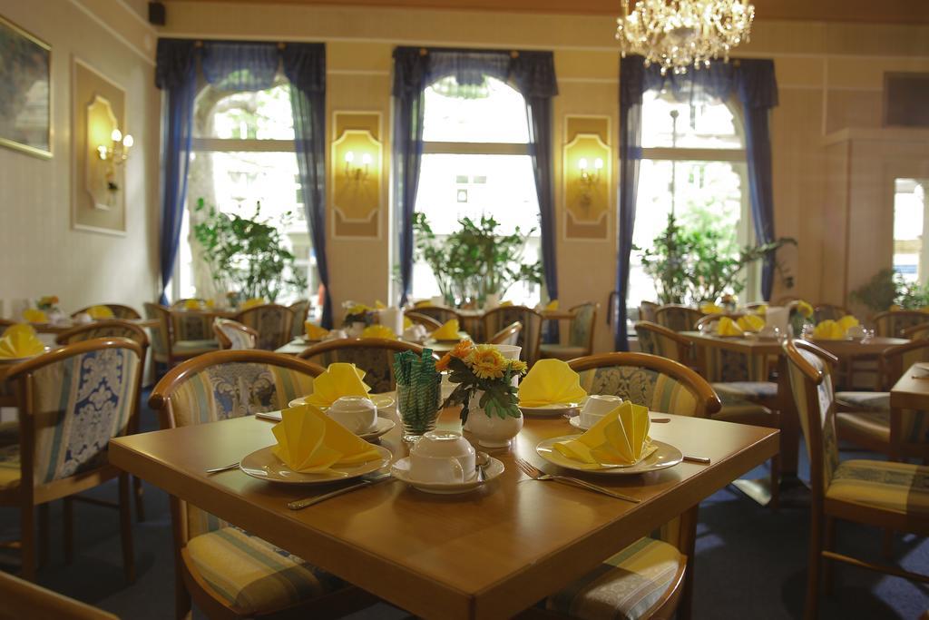 Hotel Koenigshof Mayence Extérieur photo